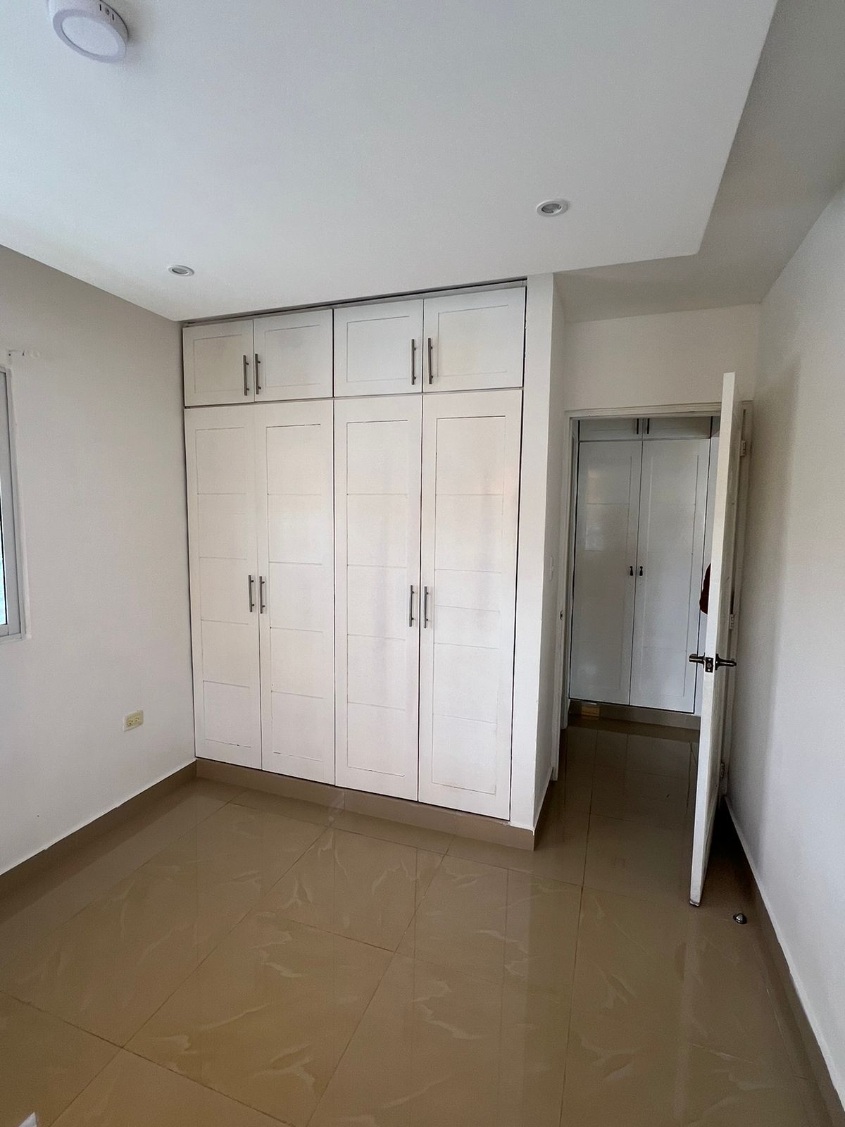 Apartamento en Renta, con Línea Blanca. Residencial Selene V — foto 3