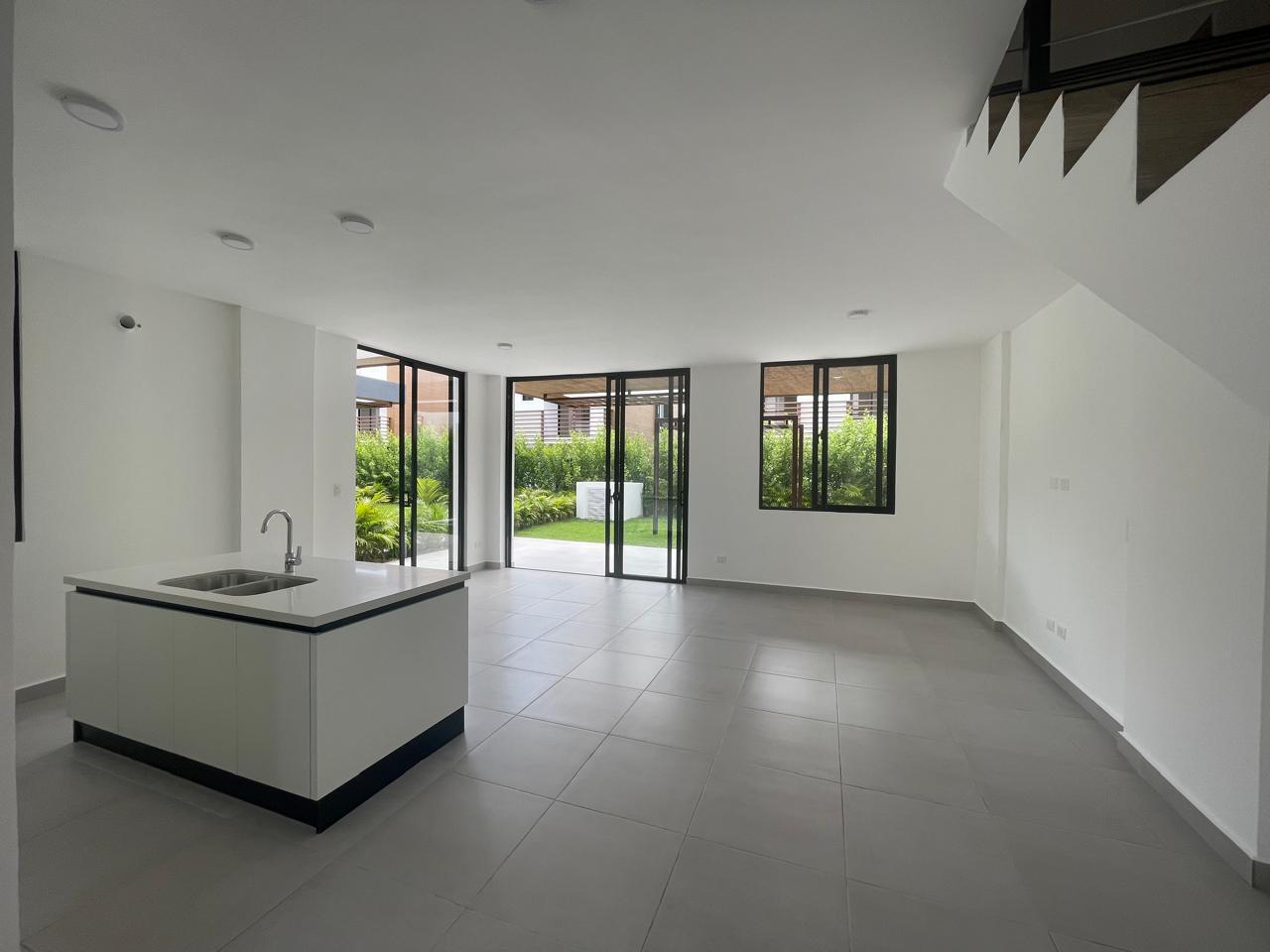 Townhouse en alquiler, Palmas 2, VistaCana. — foto 2