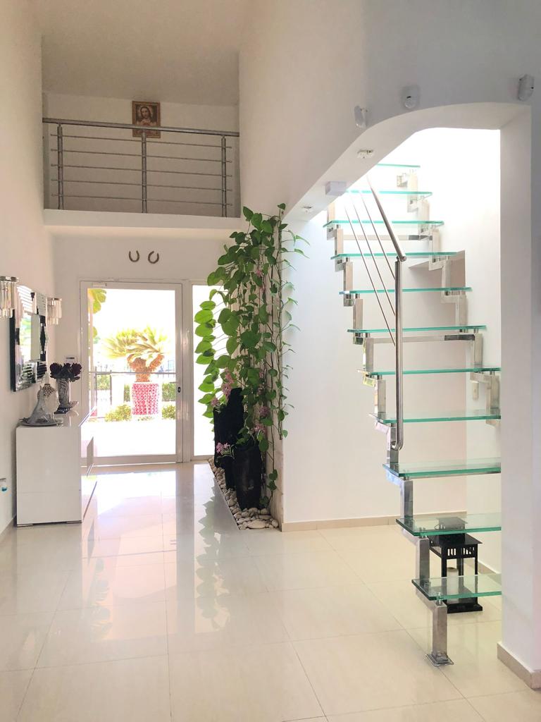 Venta de Acogedora Villa Cerca de la playa